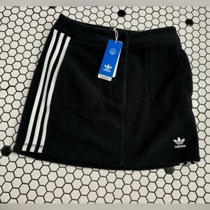 NWT adidas fleece skirt size XS